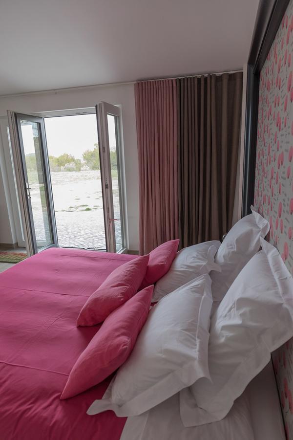 Chut ! C'Est Ici Otel Venelles Dış mekan fotoğraf