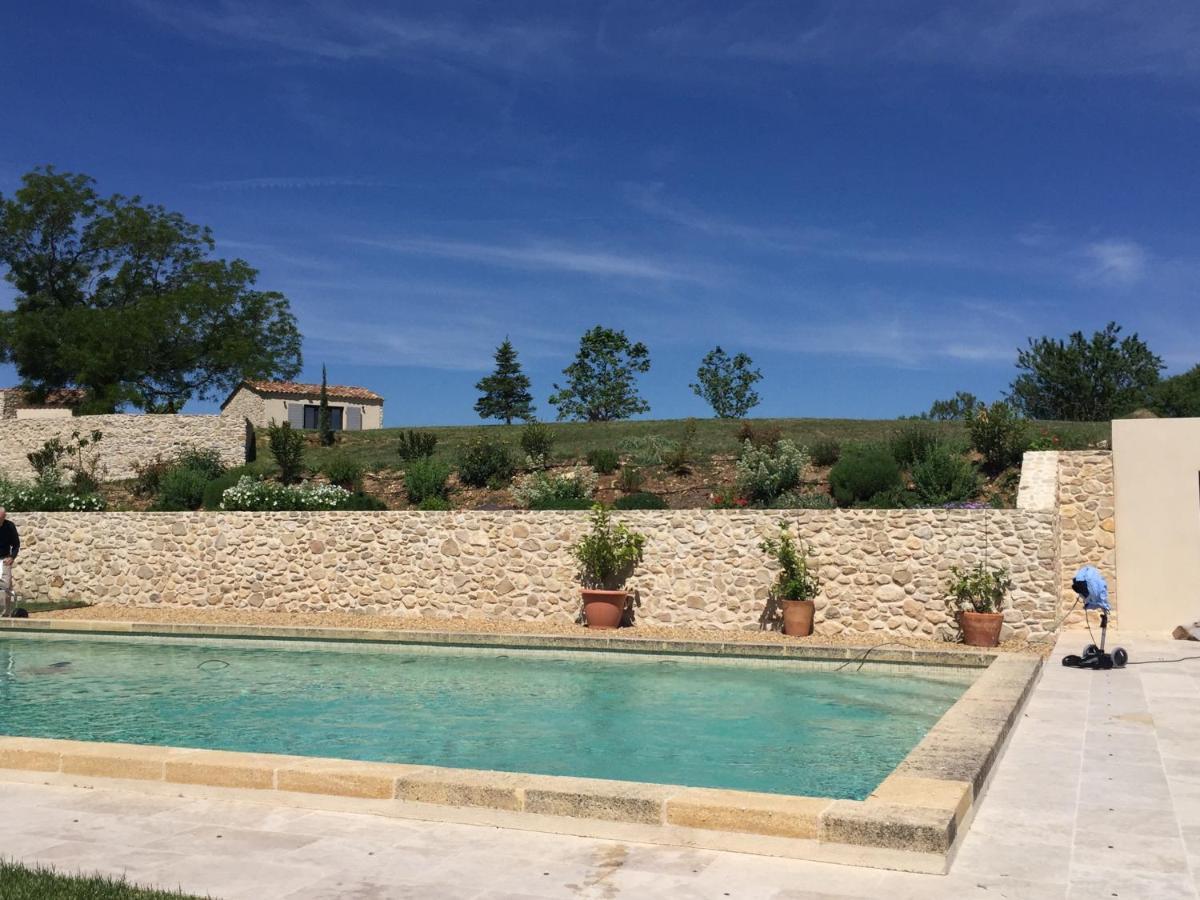 Chut ! C'Est Ici Otel Venelles Dış mekan fotoğraf