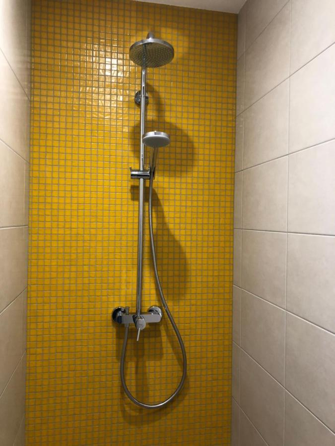 Chut ! C'Est Ici Otel Venelles Dış mekan fotoğraf
